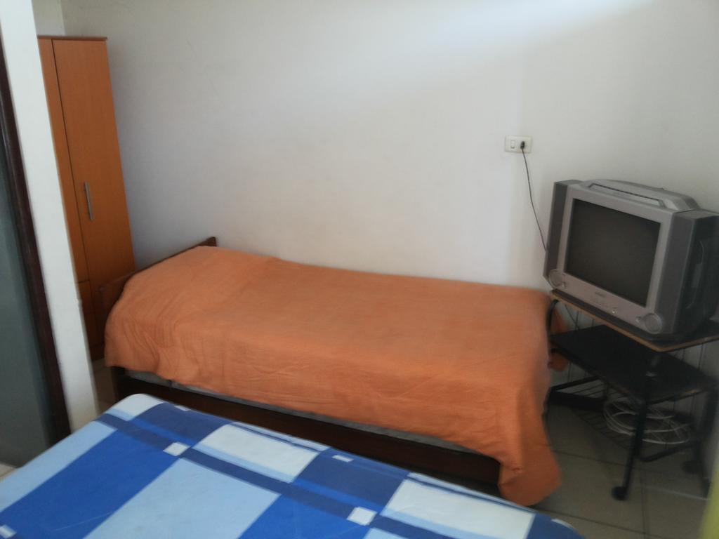 Residencial Las Palmeras Hotel Iquique Room photo